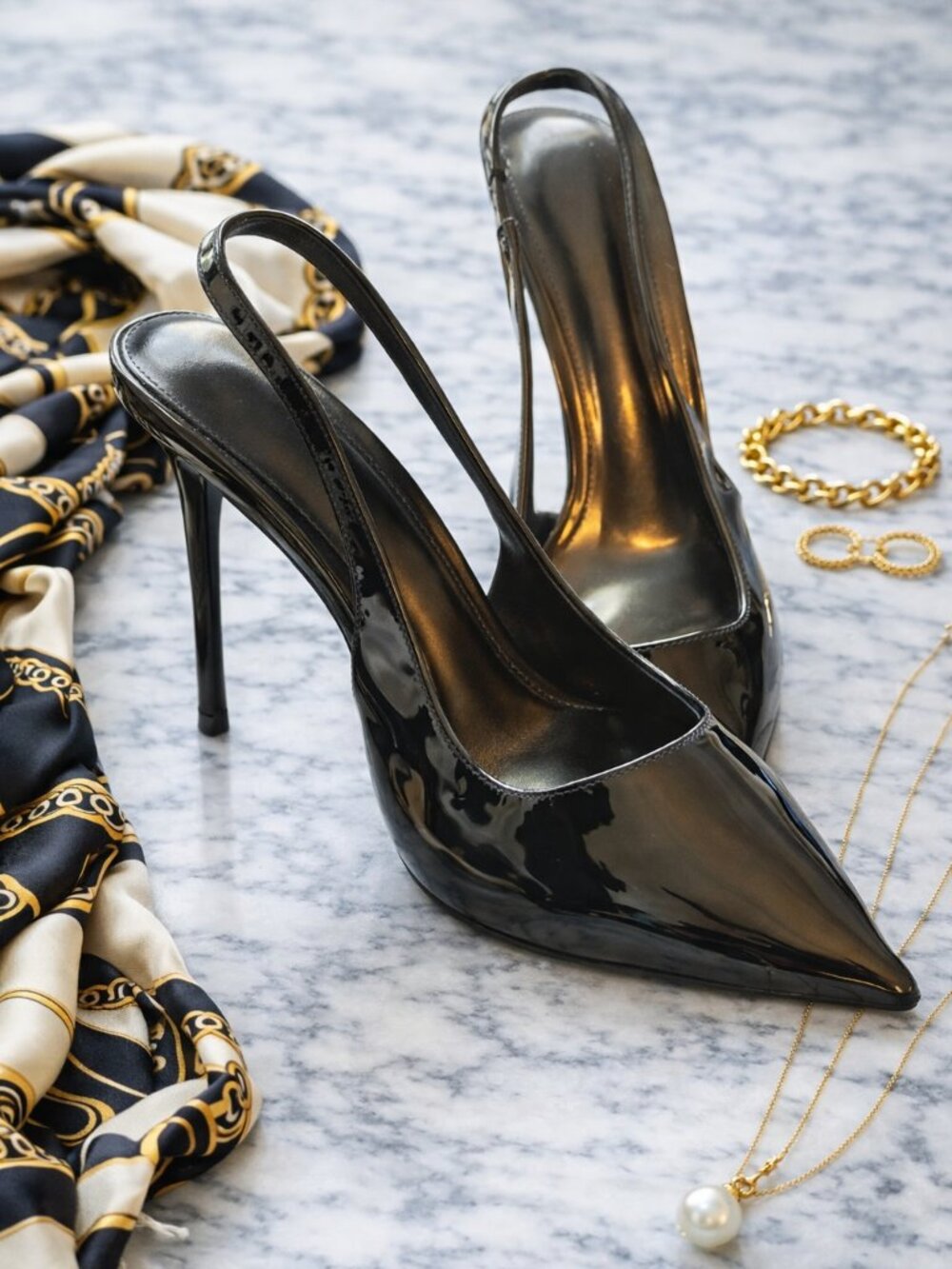 Black Patent Slingback Pointed-Toe Pumps NOWT